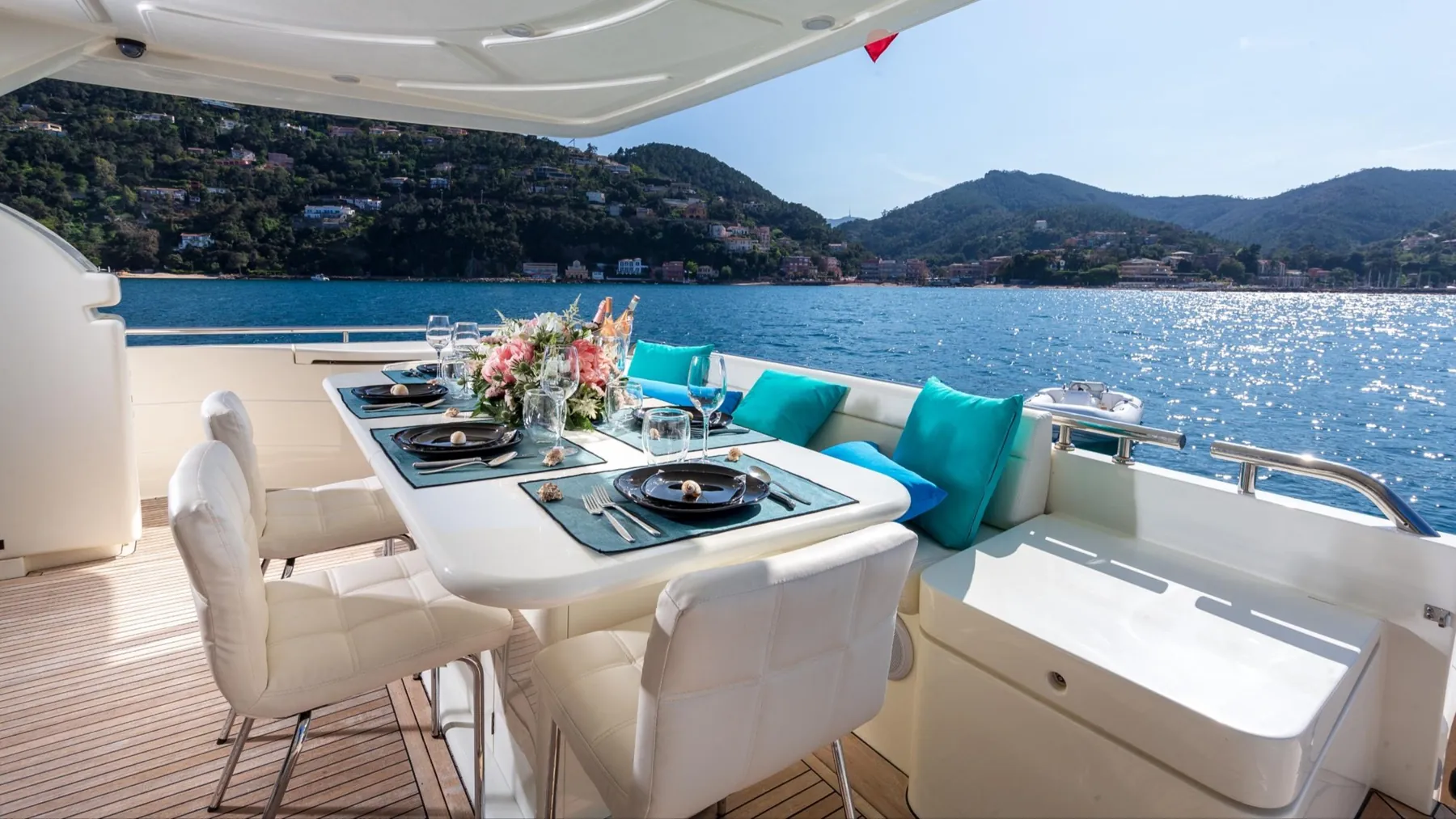 Ferretti 681 — 3