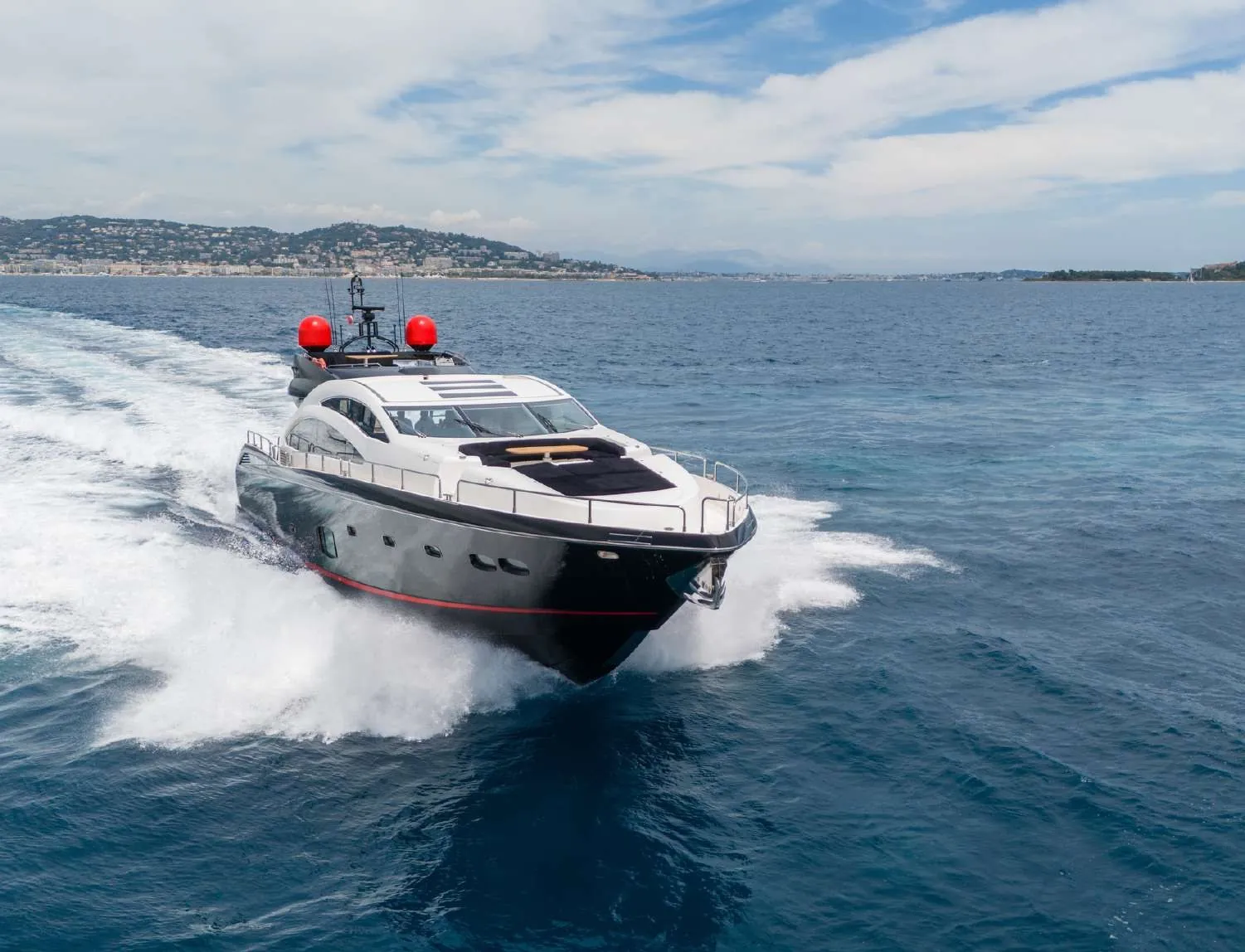 Sunseeker 84 — 3