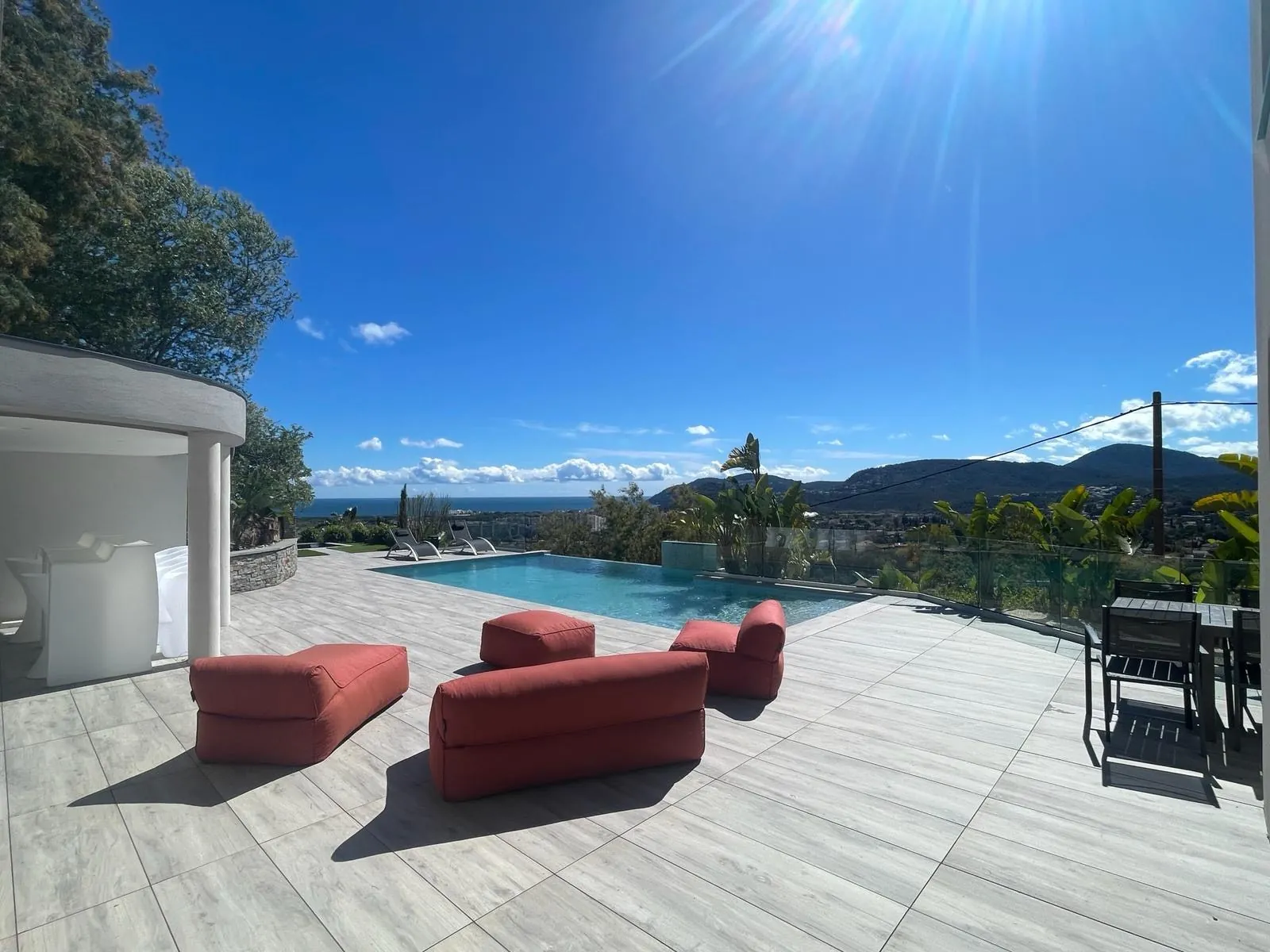 Villa Mandelieu — 3
